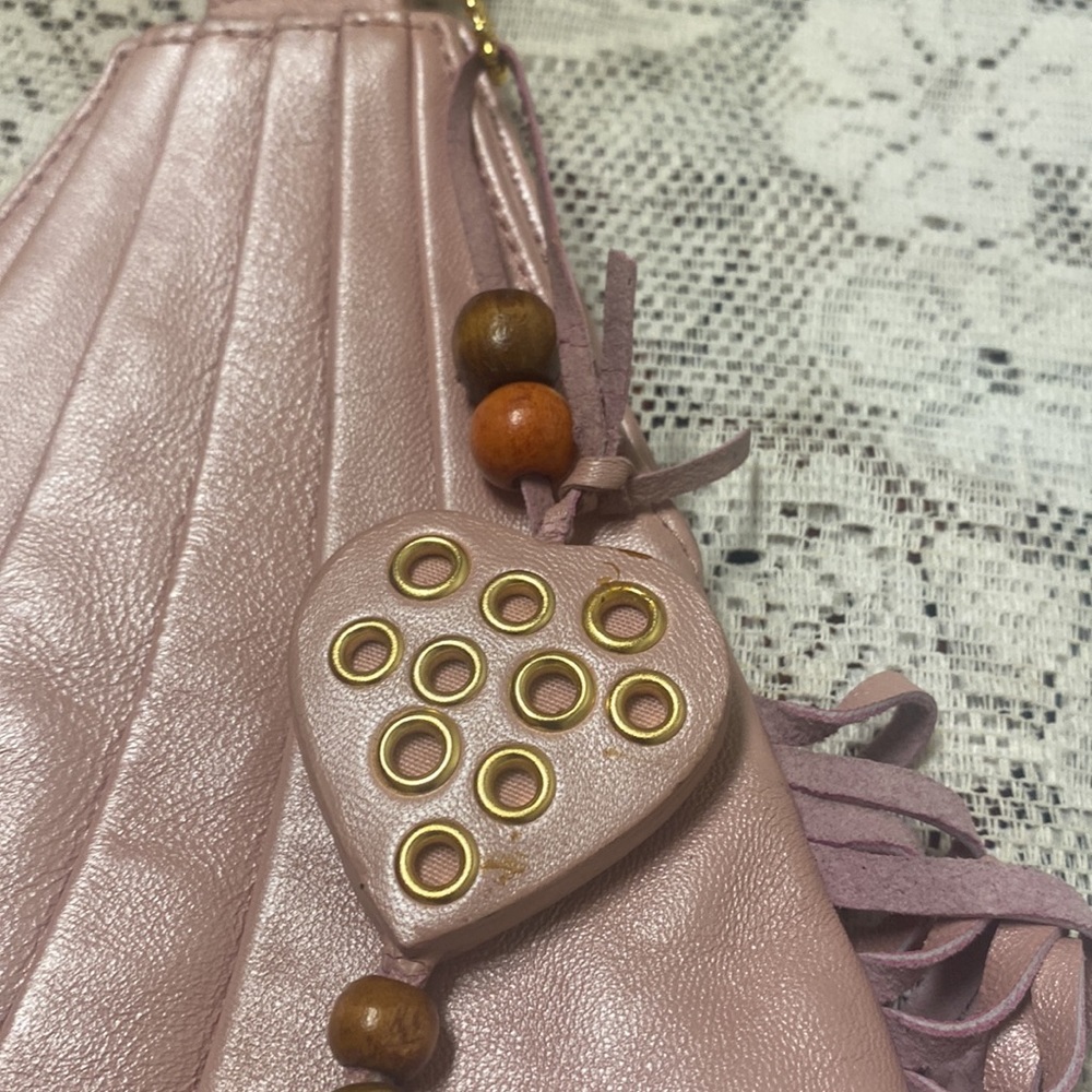 Cute little Vintage Y2K Paris Hilton pink fringe shoulder bag. - Picture 9 of 12